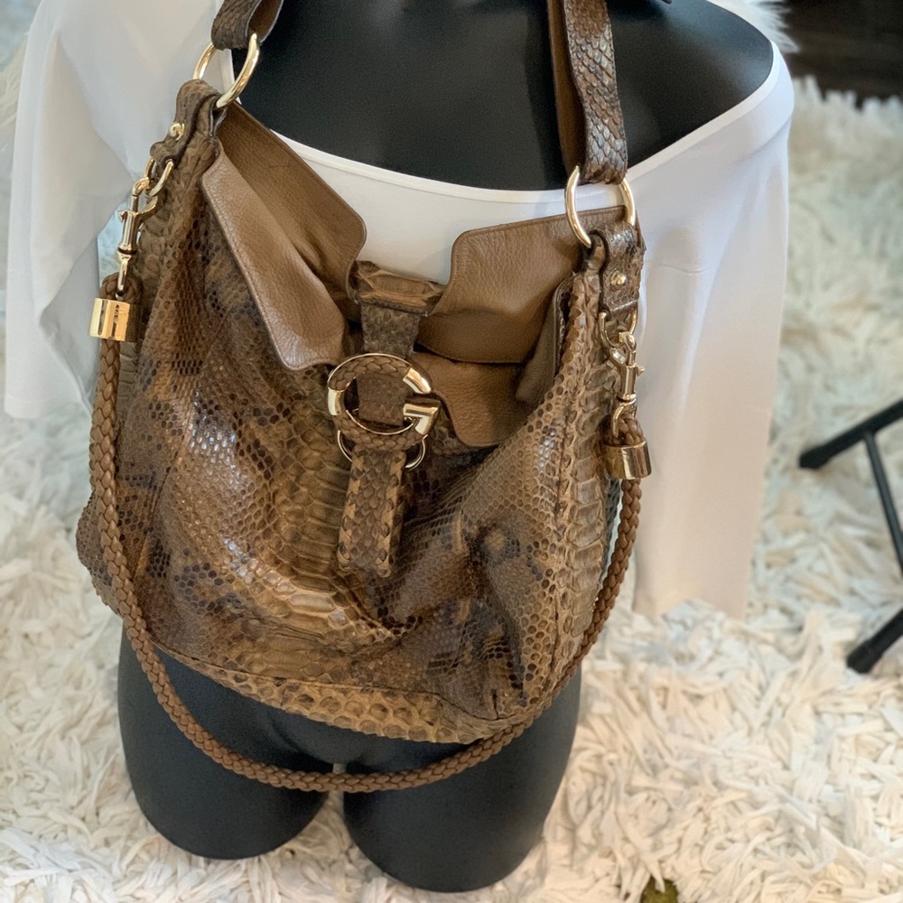 💕⬇️ SALE ⬇️💕 Gucci Python Hobo - Picture 13 of 17